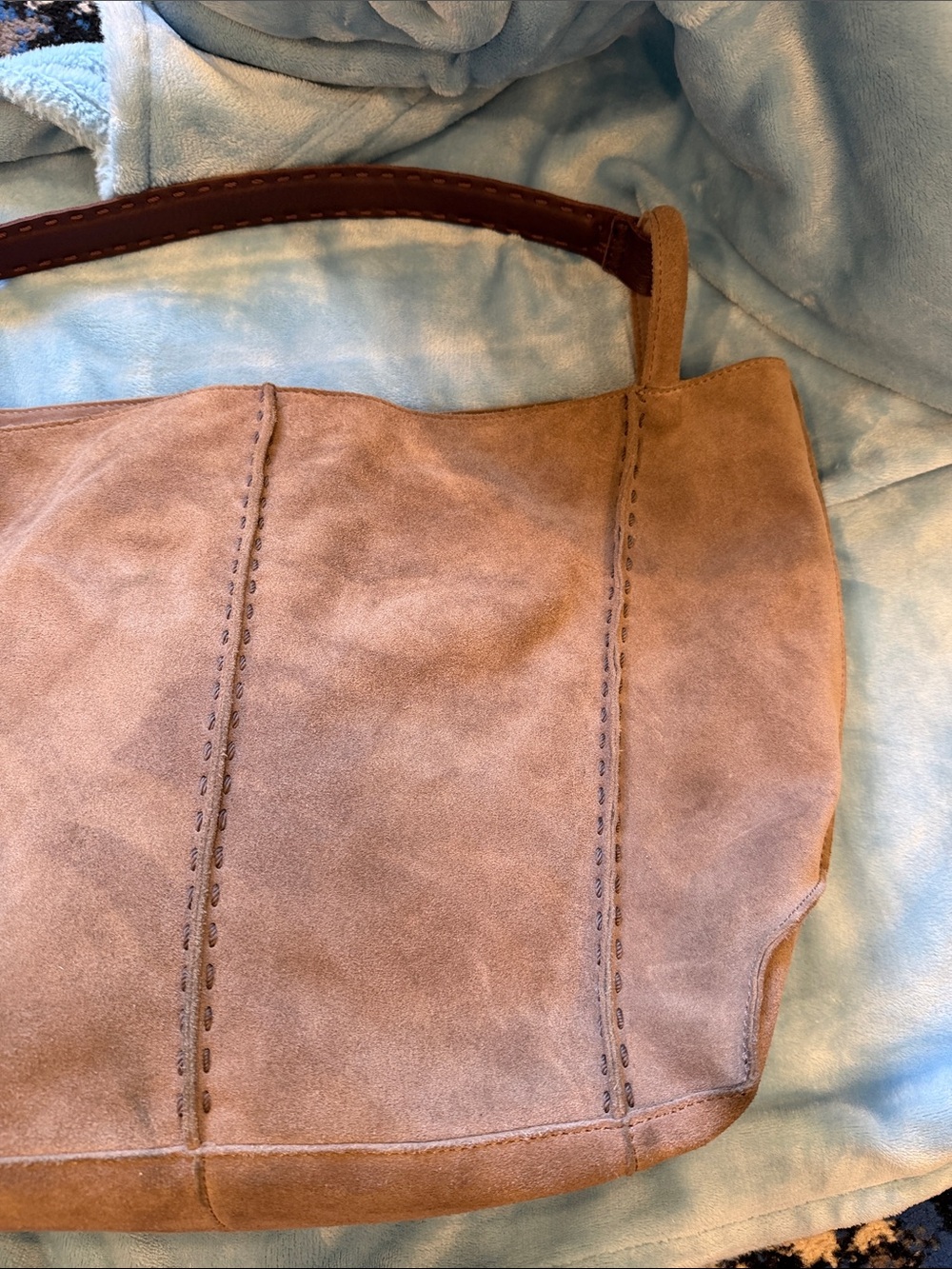 The Sak Los Feliz Slouchy Large Hobo Tote Bag in Mushroom Taupe Suede Leather - Picture 6 of 16